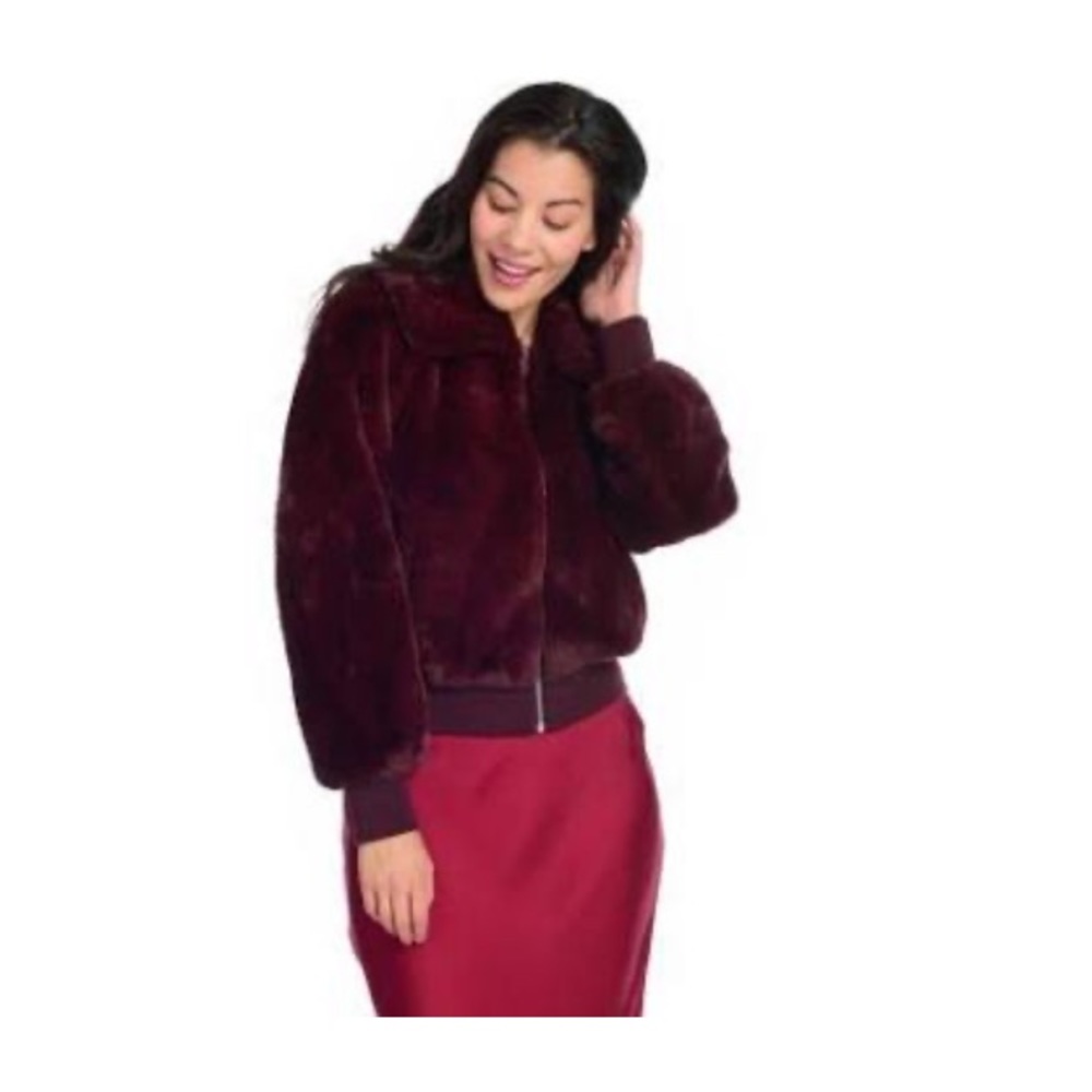 Amara plum fuzzy cropped coat